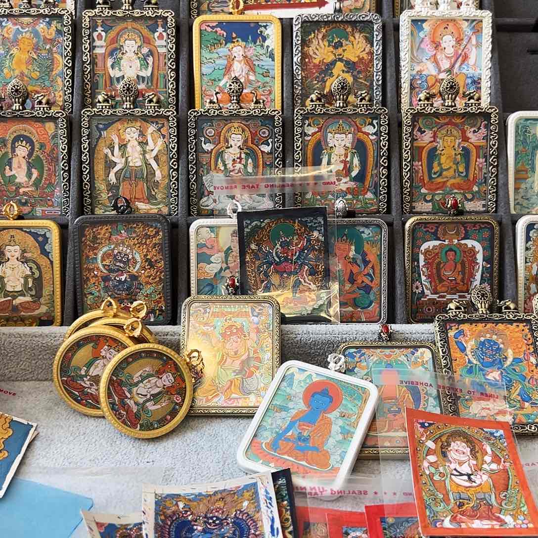 装裱画小***宝西藏唐卡，，，，，，，，，