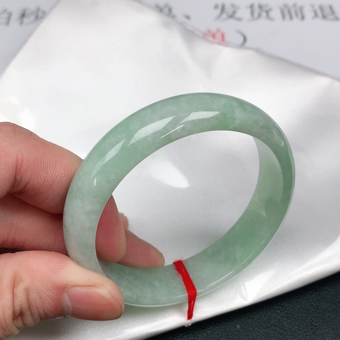 翡翠手镯未镶嵌圈54