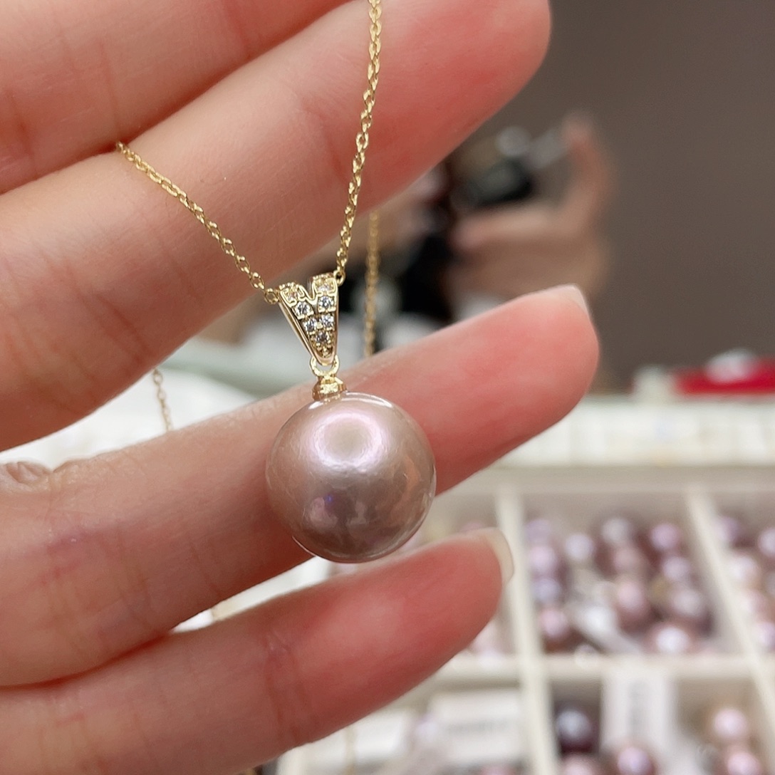 淡水珍珠吊坠(赠链)未镶嵌