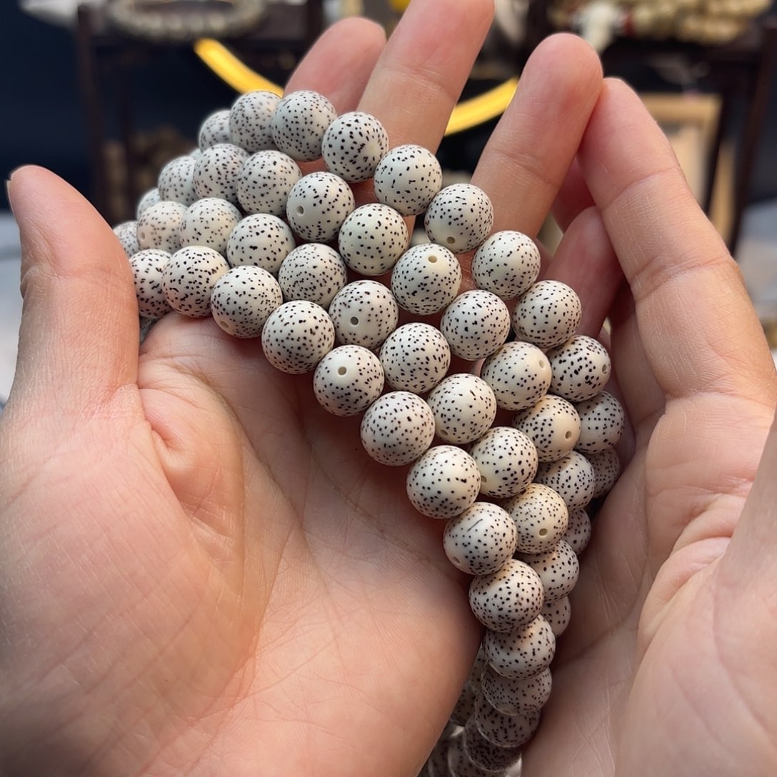 星月菩提吊坠泰**饼星月脱脂