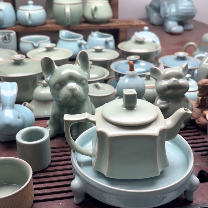 四方壶，容量220，支钉烧，