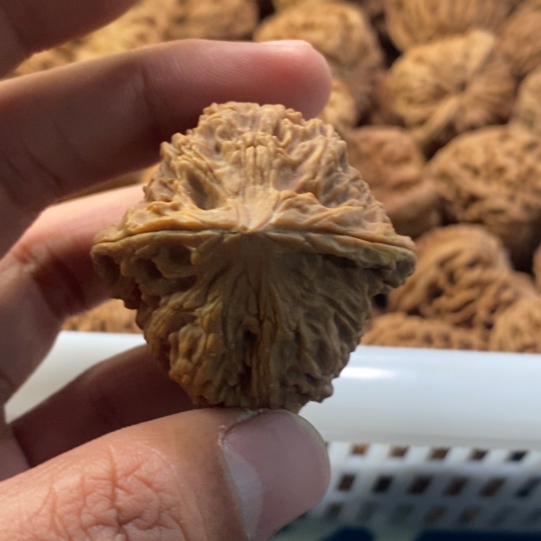 海***漂文玩核桃吊坠南疆