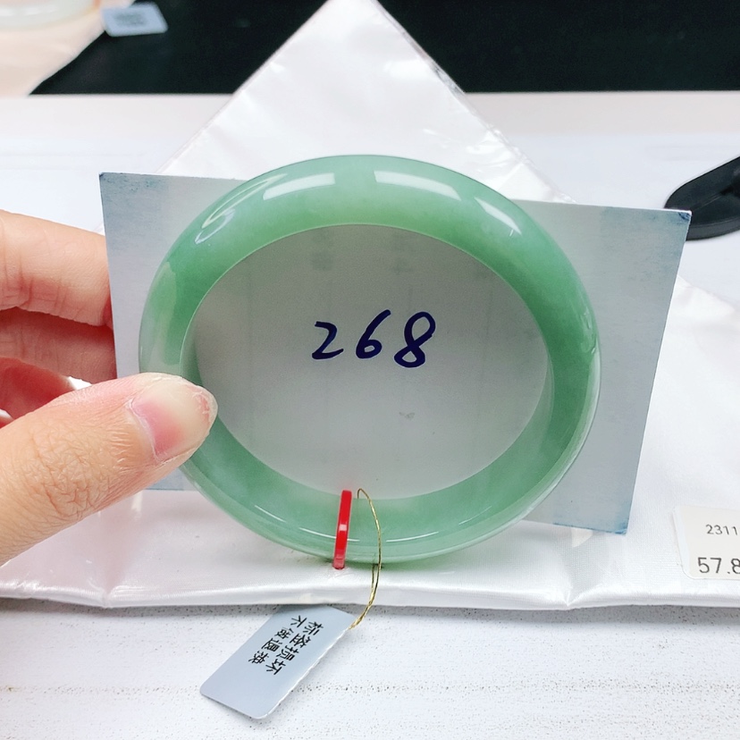 【闪购商品】翡翠手镯未镶嵌57.8圈
