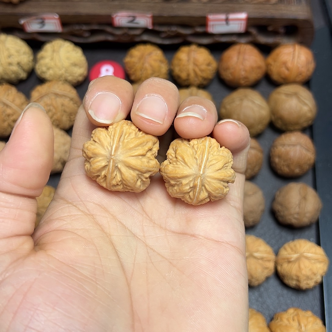 文玩核桃把件喜*八棱