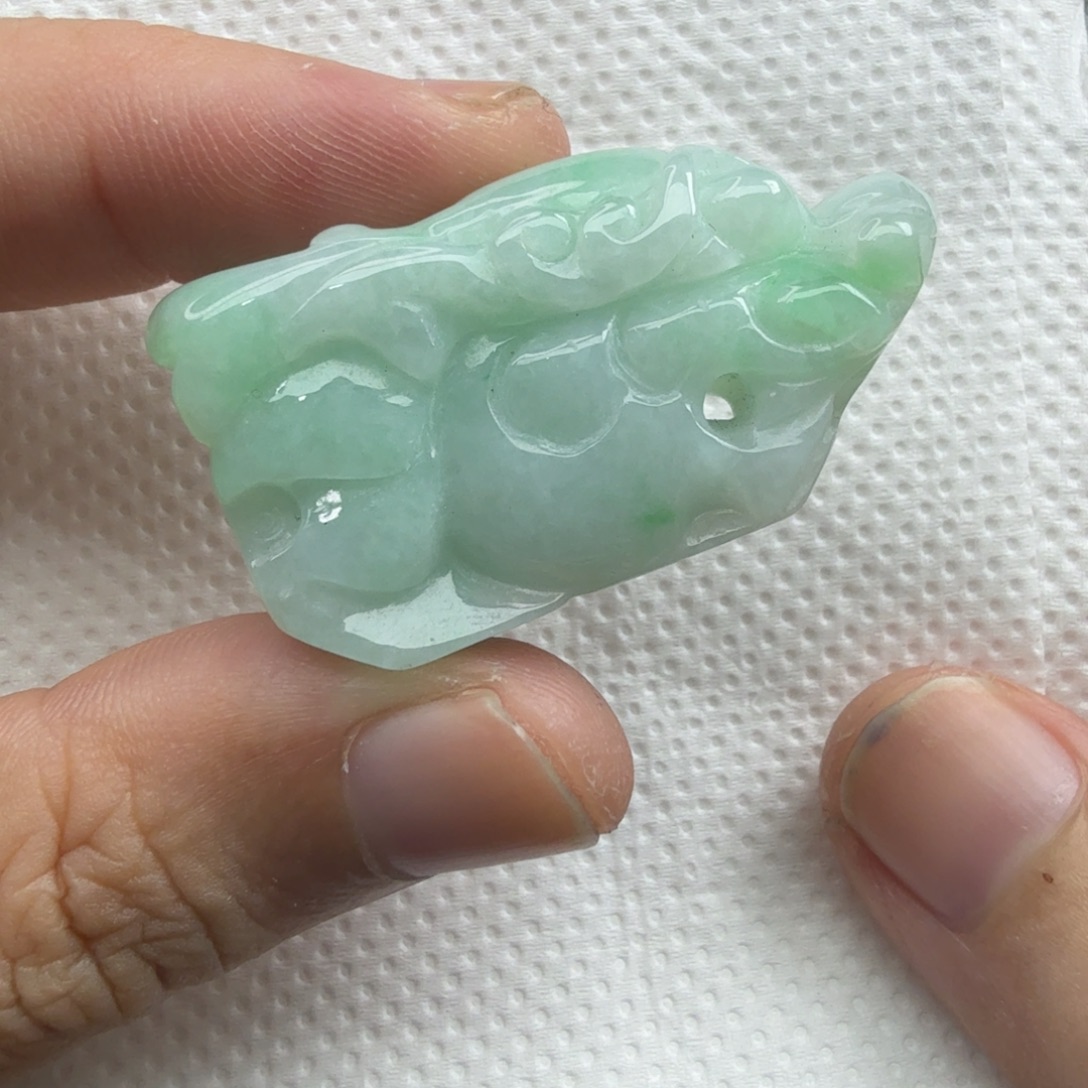 翡翠未镶嵌颈饰248