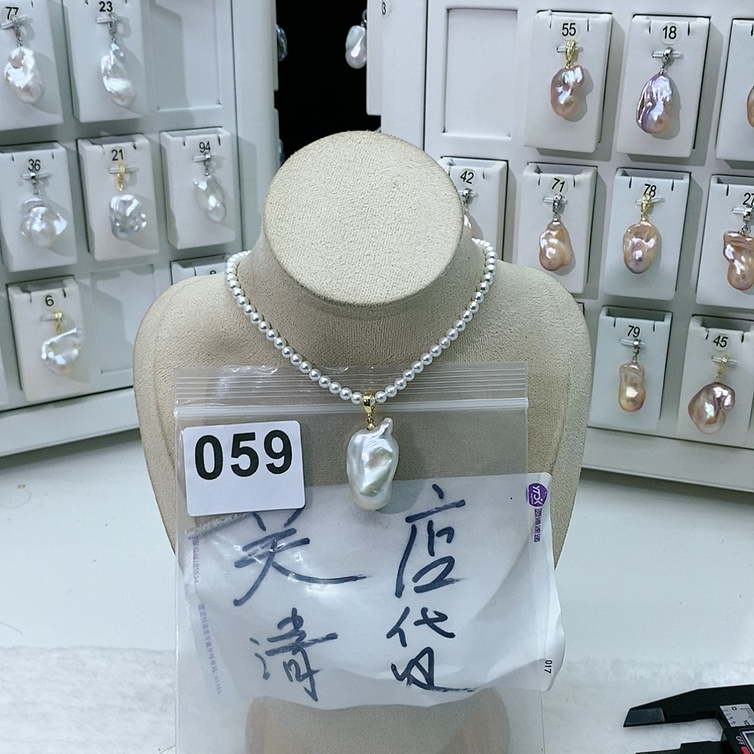 淡水珍珠颈饰合金