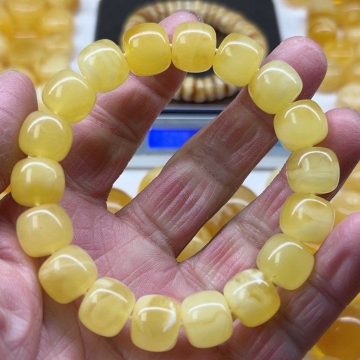 琥珀（矿物珀）手串未镶嵌