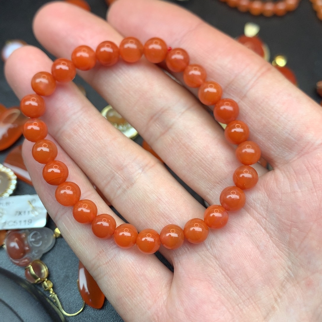 南红玛瑙耳饰未镶嵌