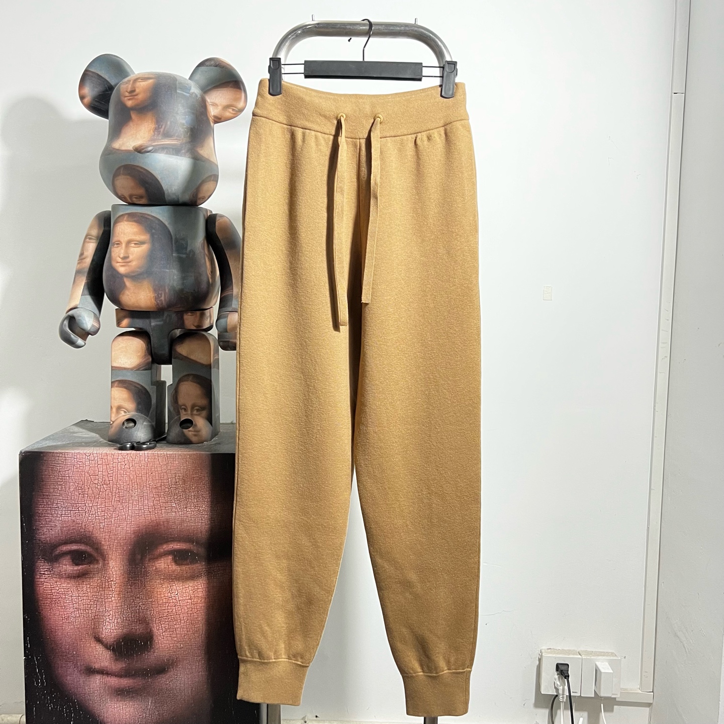 99新 BURBERRY/博柏利 巴宝莉羊毛长裤U1825尺码：XS