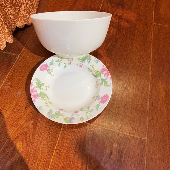 骨质瓷库存大碗2个