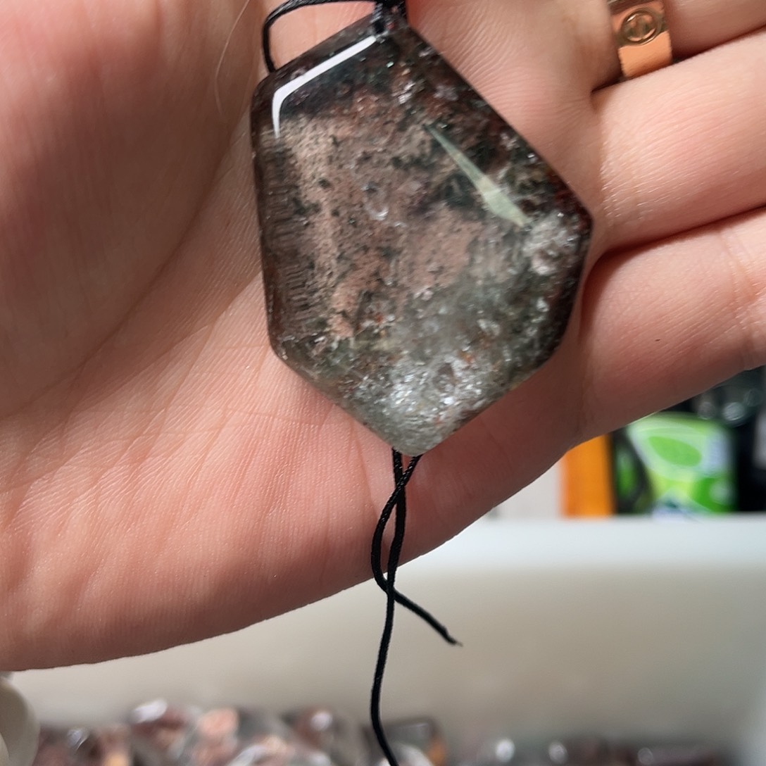 银S925镶嵌颈饰水晶