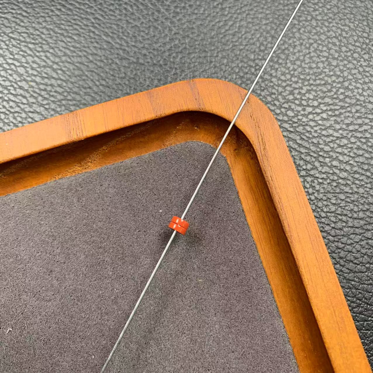 精工瓦西柿子红南红玛瑙隔片文玩珠串星月菩提柏香籽猴头配饰垫片