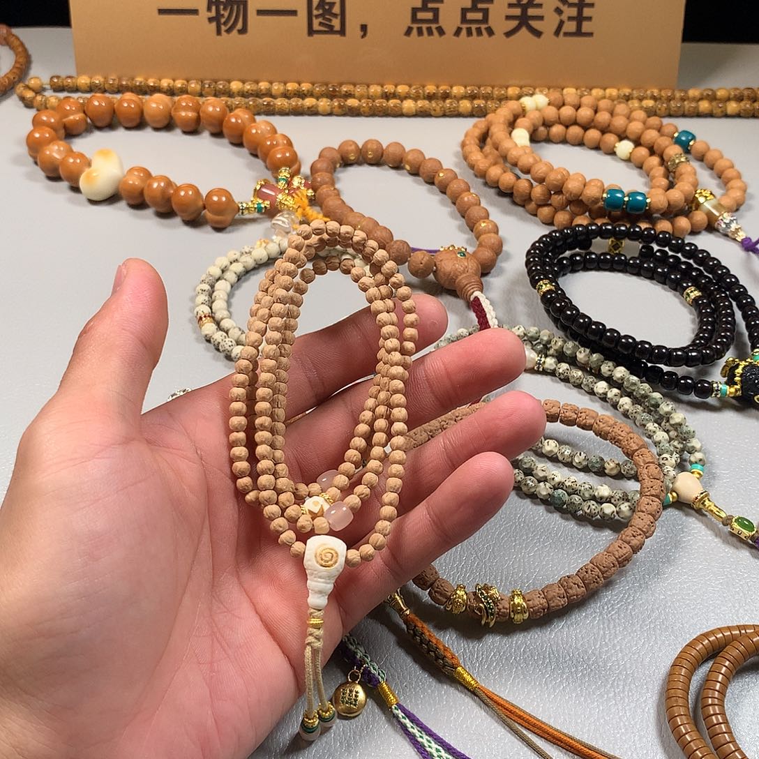 吊坠柏香籽/百香籽。。。。。。。。。。