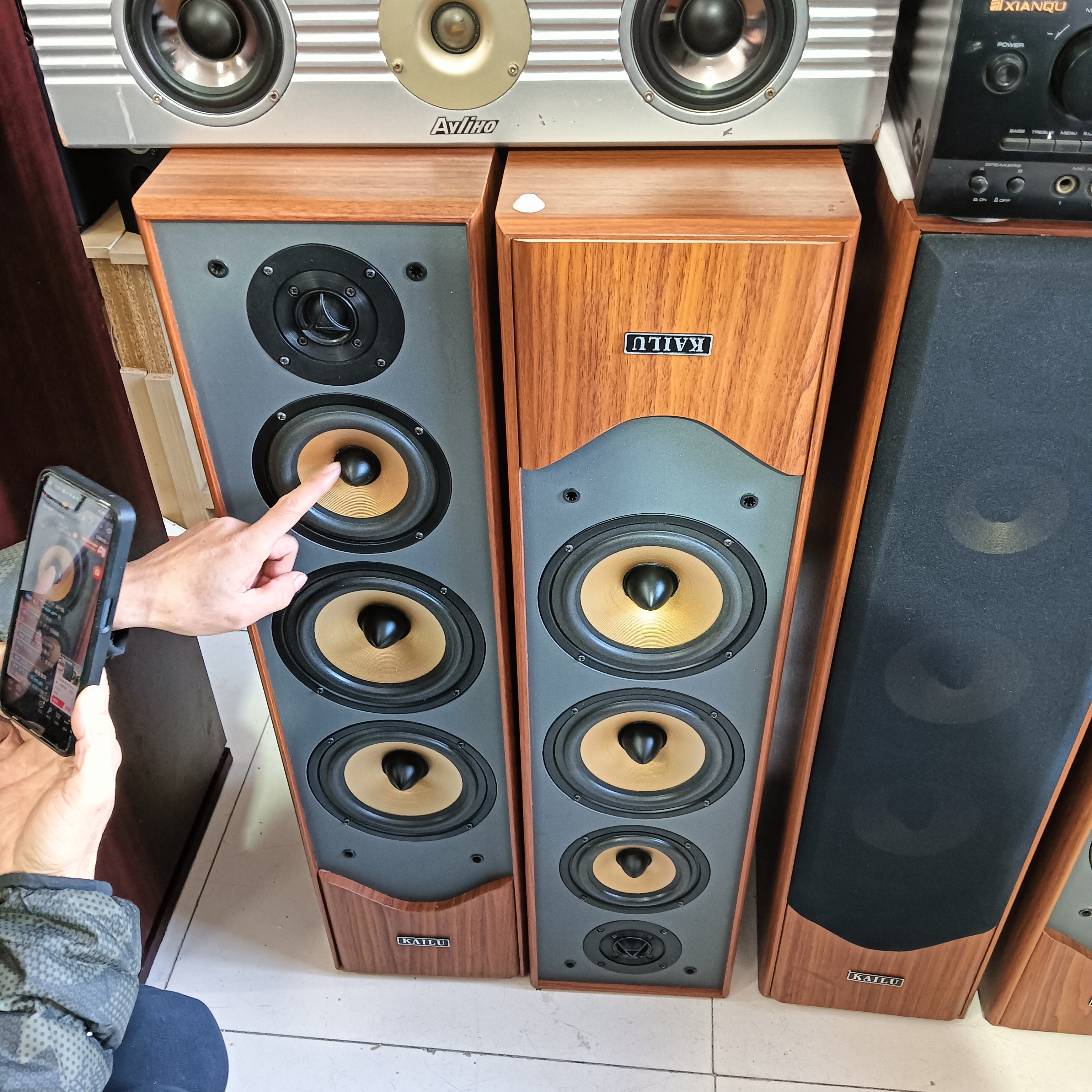 家庭影院音箱少脚针，微瑕疵，不包邮，运费到付