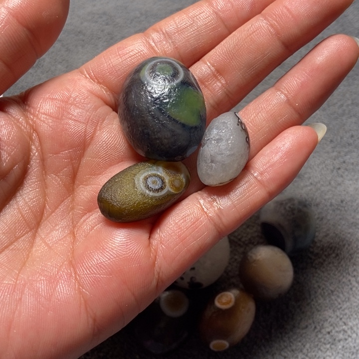 试***机玛瑙/玉髓未镶嵌珠宝奇石