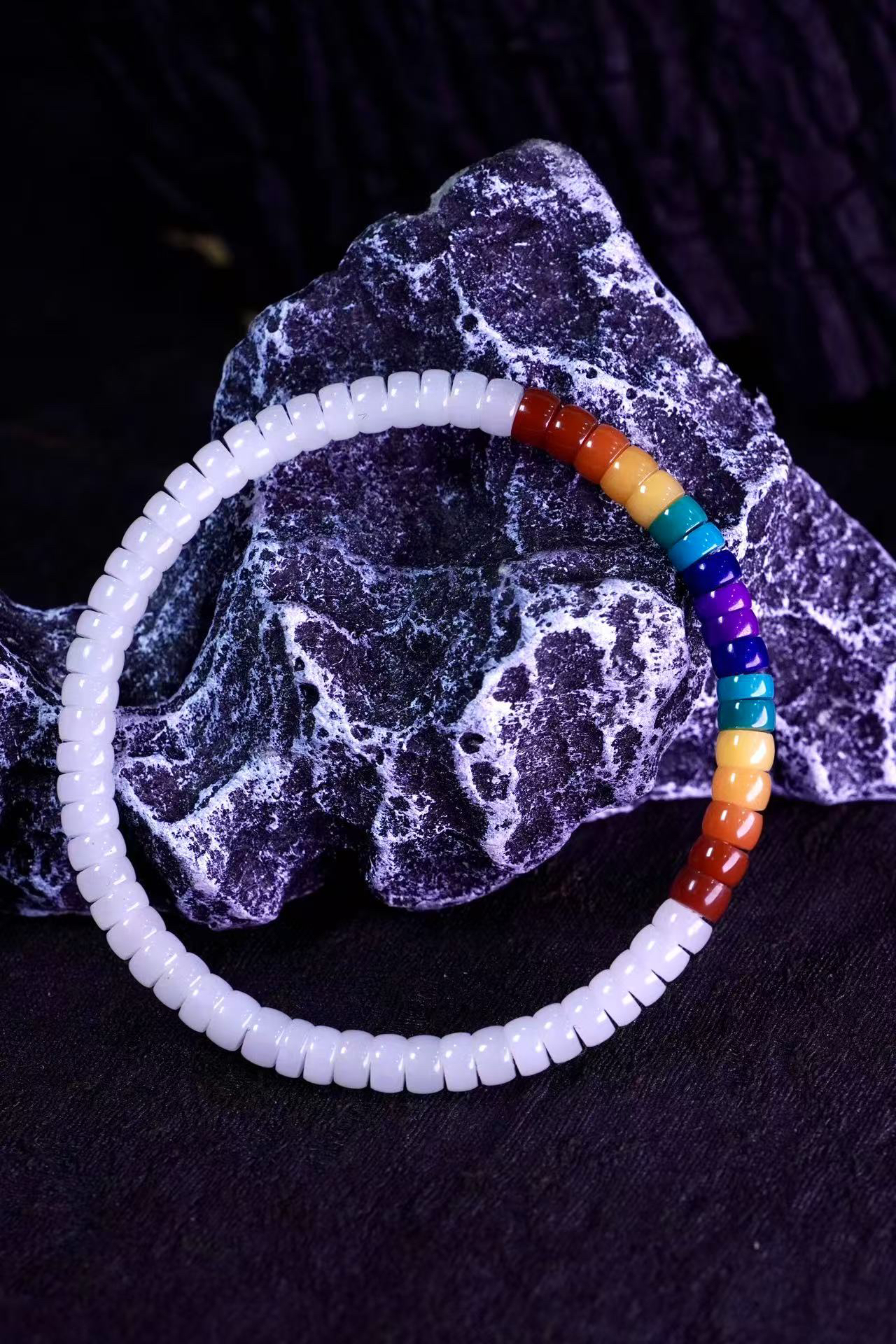 和田玉彩虹手串单圈