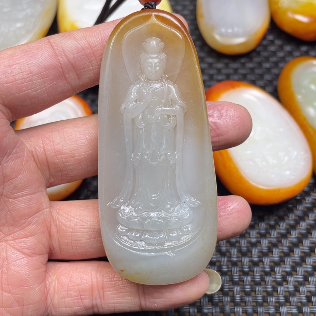 @***生和田玉未镶嵌颈饰