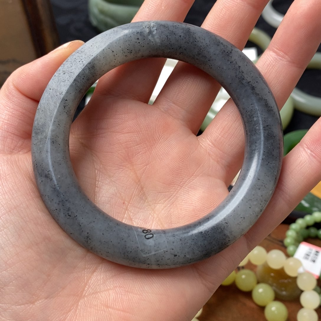 和田玉手镯未镶嵌青****马