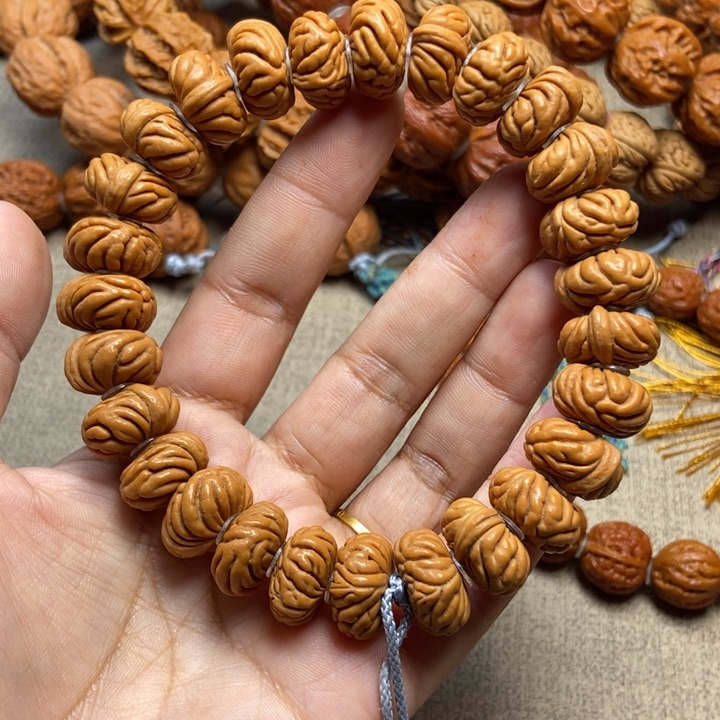 文玩核桃吊坠桃核夹板