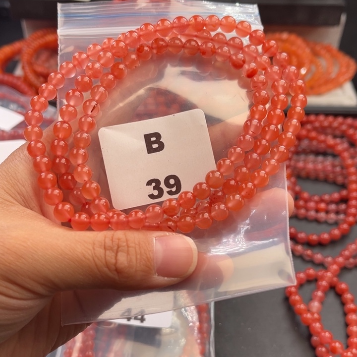 南红玛瑙未镶嵌多样性发货默认微瑕称重6mm