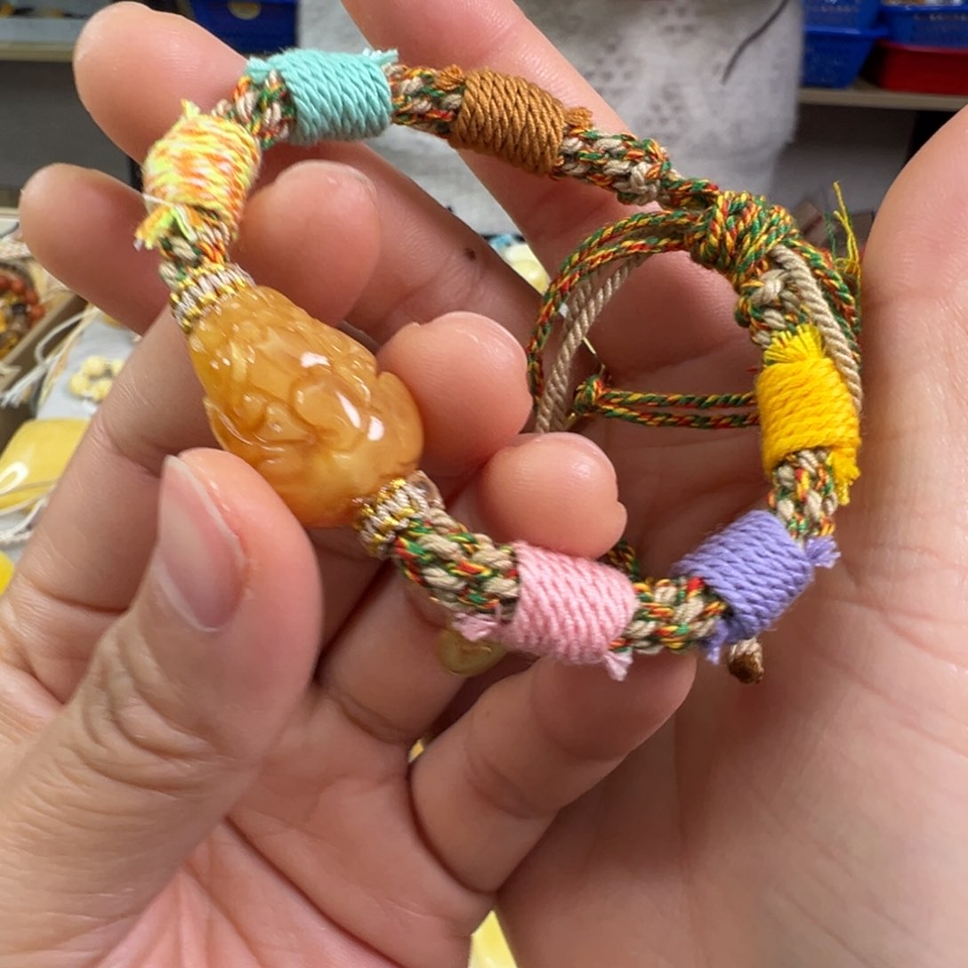 蜜蜡裸石未镶嵌蜜蜡