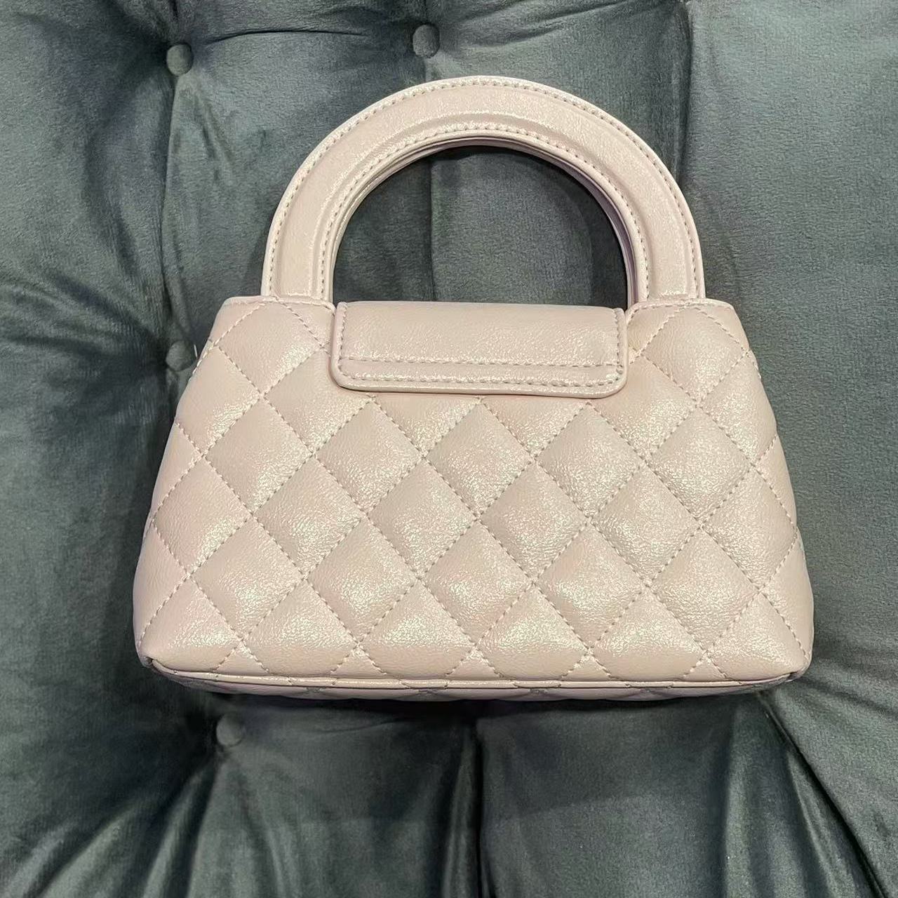 2025新款真皮女包油蜡小手提粉色GN017