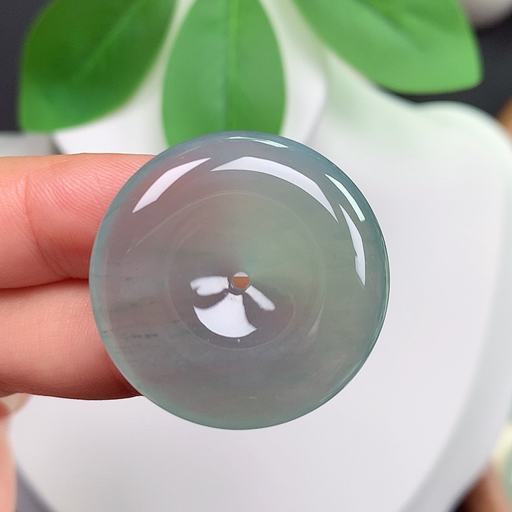 翡翠未镶嵌颈饰平安扣 29.7x5.7mm