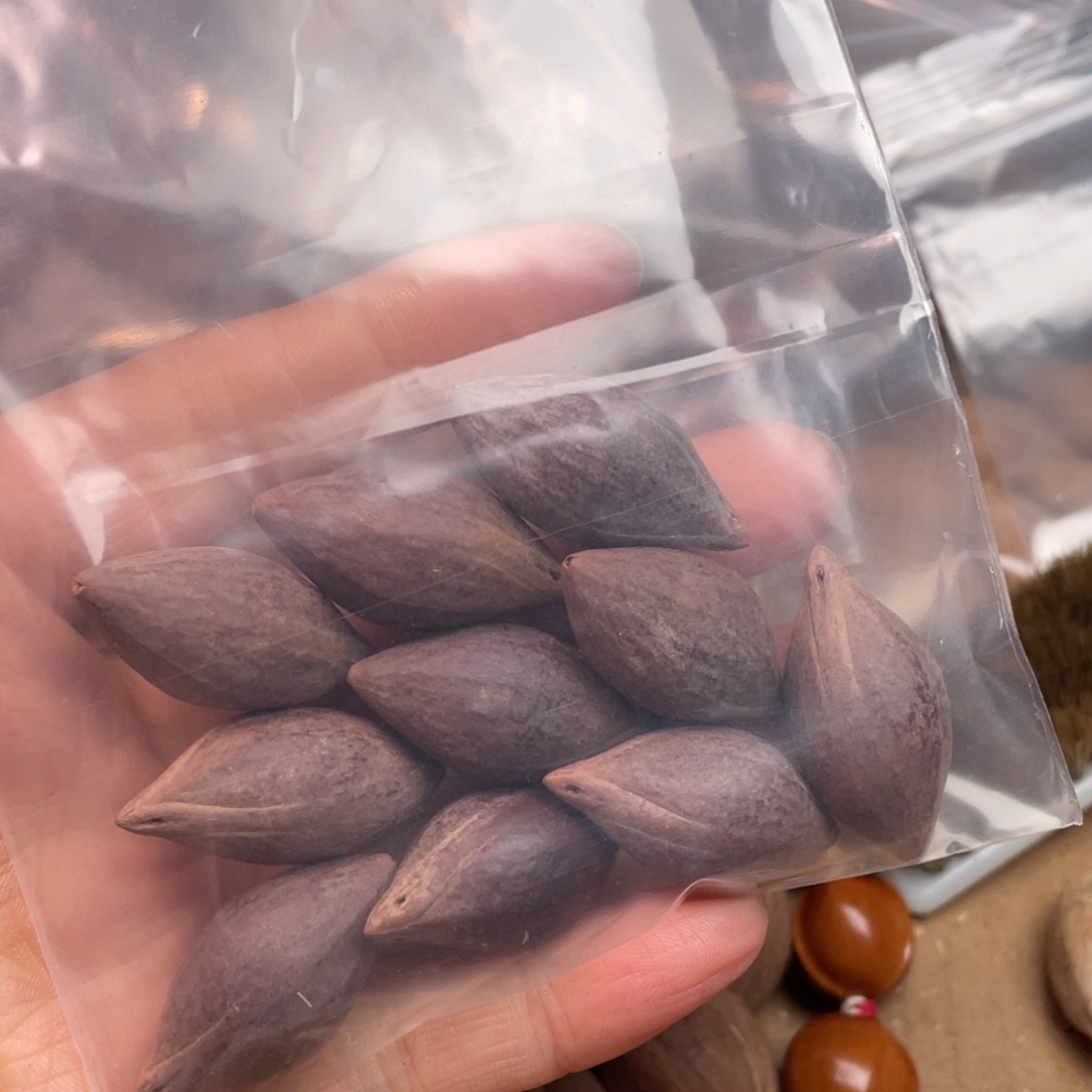 *****橄榄核手串/手链打好孔10颗