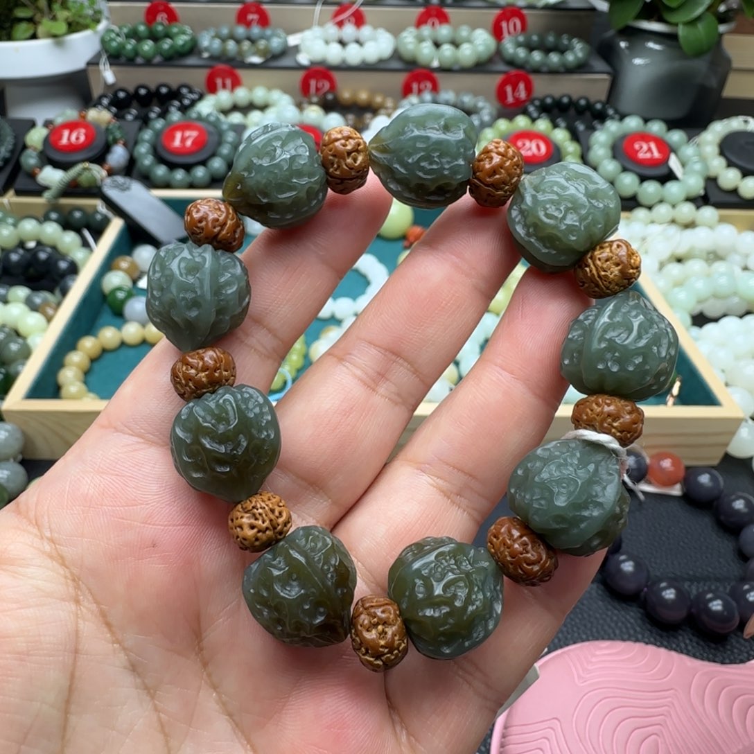 和田玉未镶嵌手链