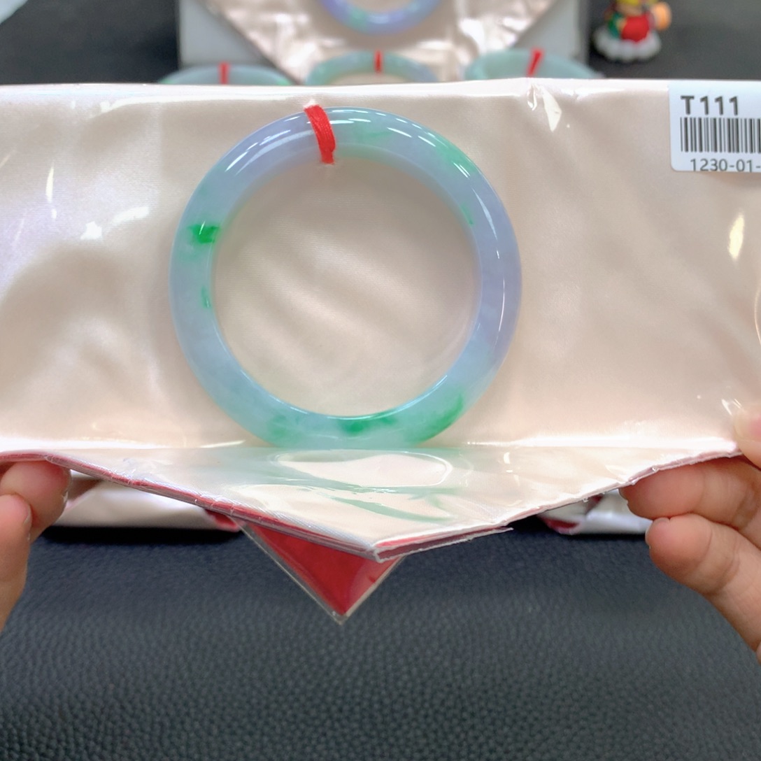 翡翠未镶嵌手镯11