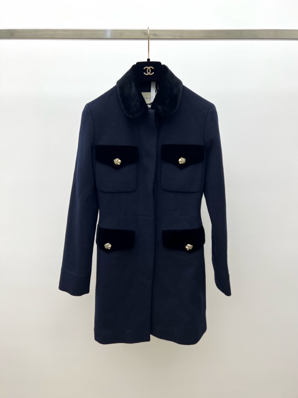 99新 GUCCI/古驰 虎头丝绒领外套 36码01437