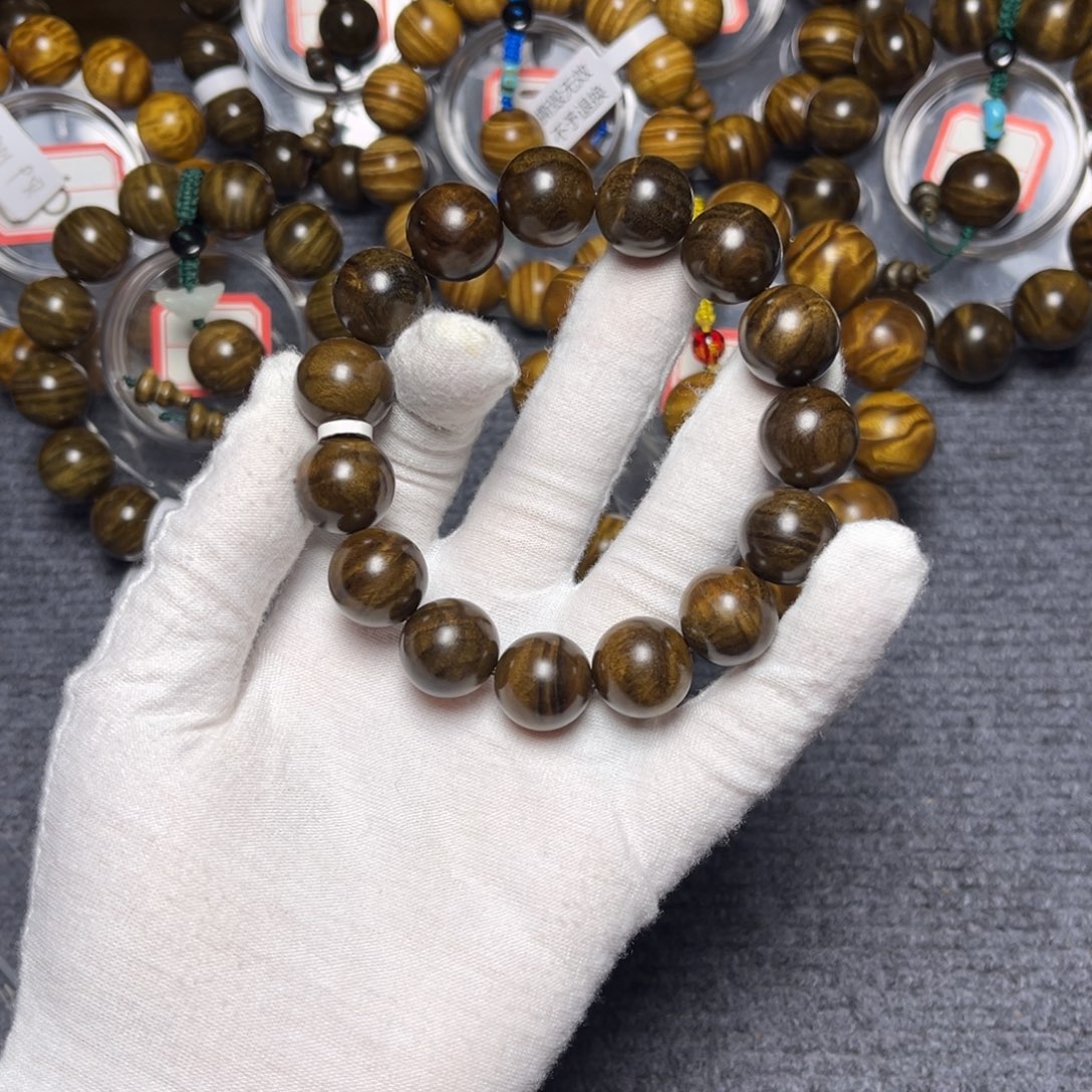 楠木（金丝楠）手串/手链乌木1.