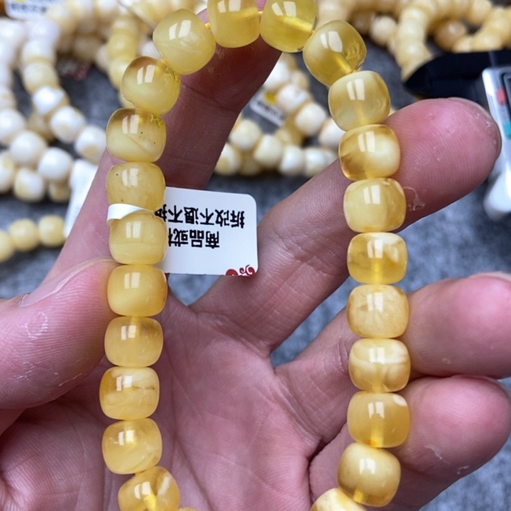 琥珀未镶嵌珠宝奇石2