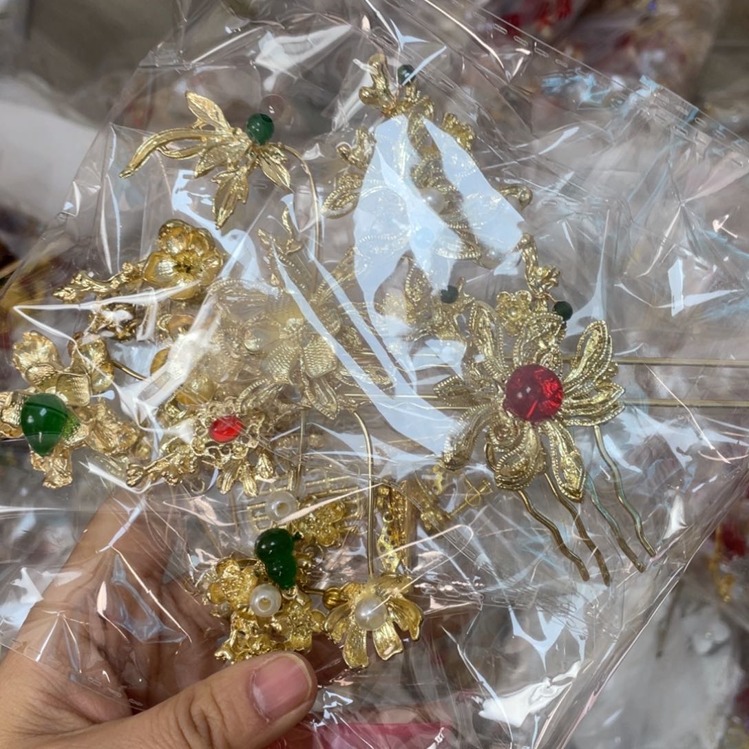 混合材质新娘头饰默认微瑕不退换