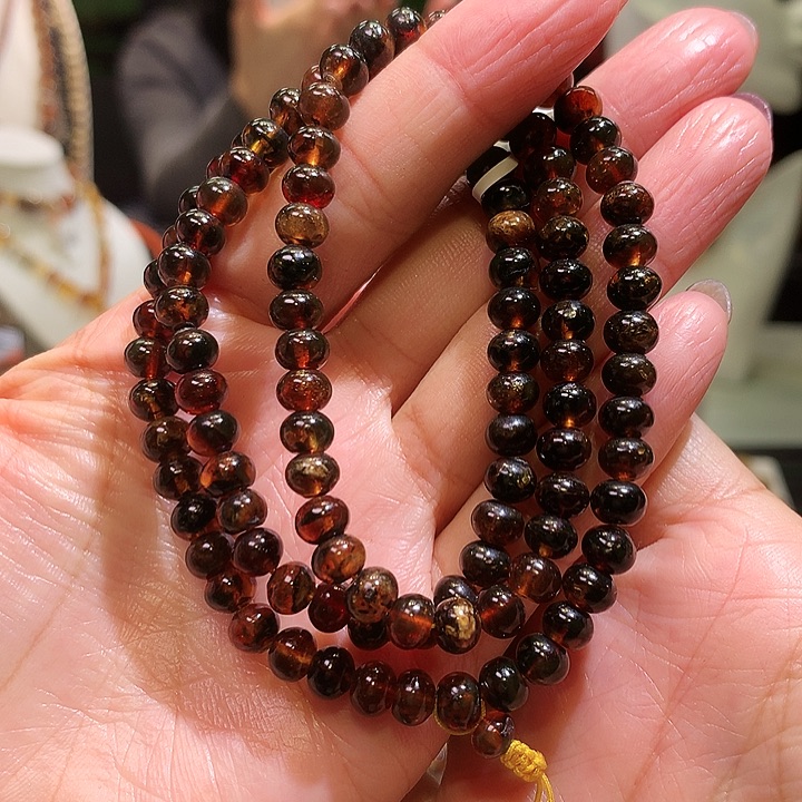 琥珀裸石未镶嵌植物珀