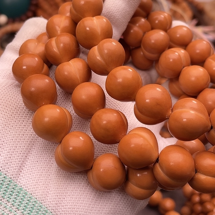 手串猴头核桃聚宝盆全品光面屁桃