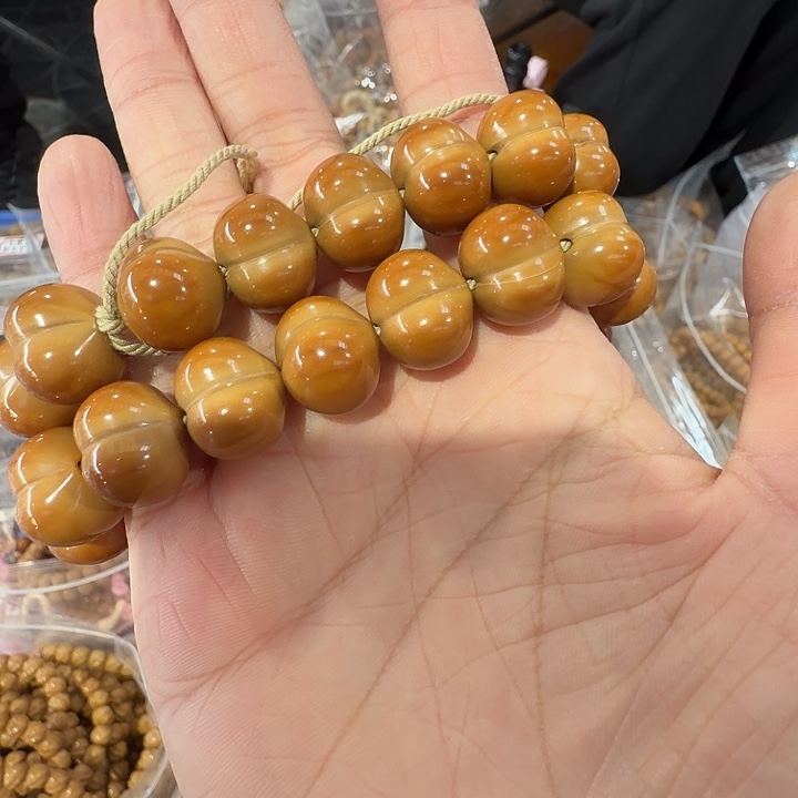 小***鱼手串猴头核桃纯手工屁桃手串