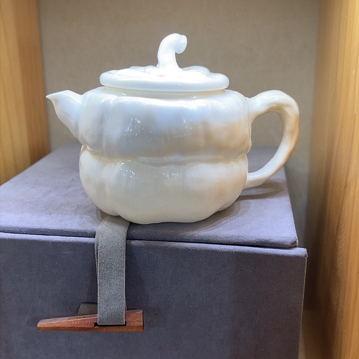 福利待遇多多哦哦哦