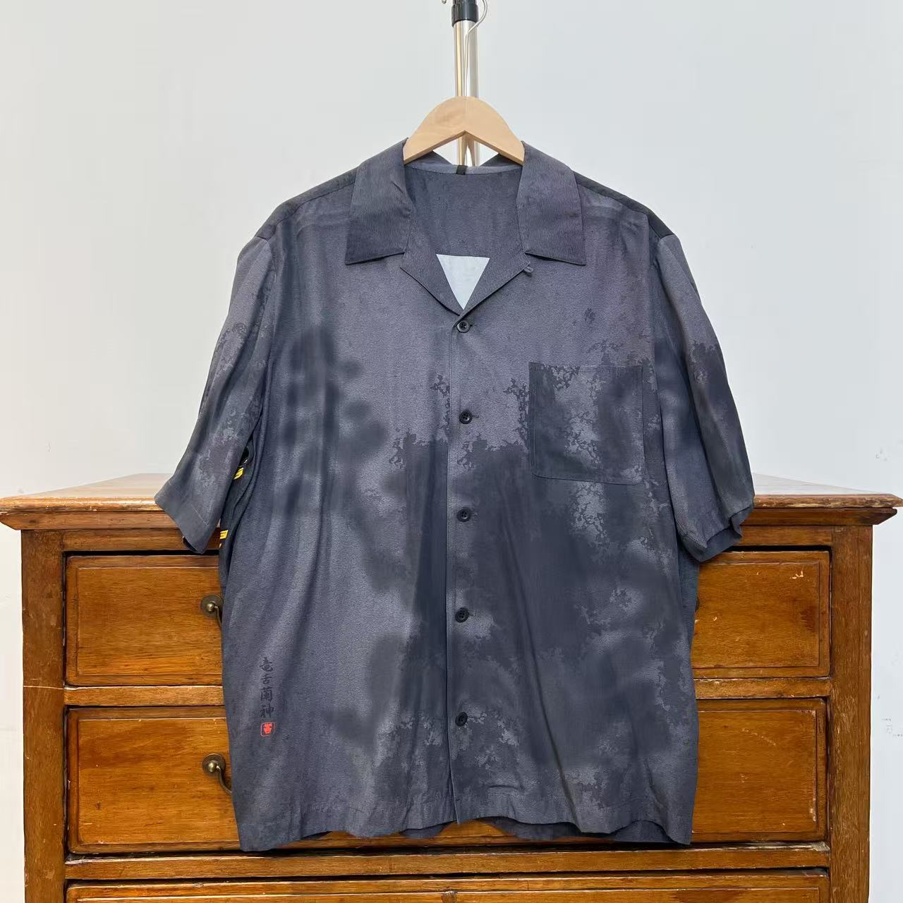 ini 男款阔版T恤 XX190 DM25F211