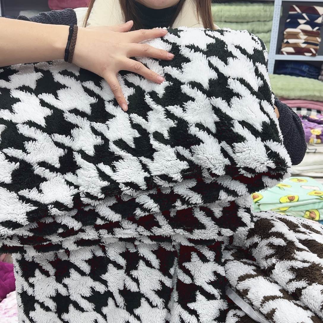 氨纶200.230阳离子提花被套，黑色