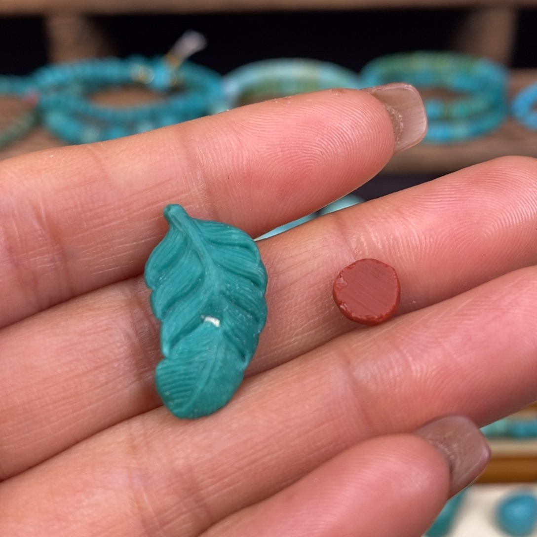 南红玛瑙未镶嵌珠宝奇石