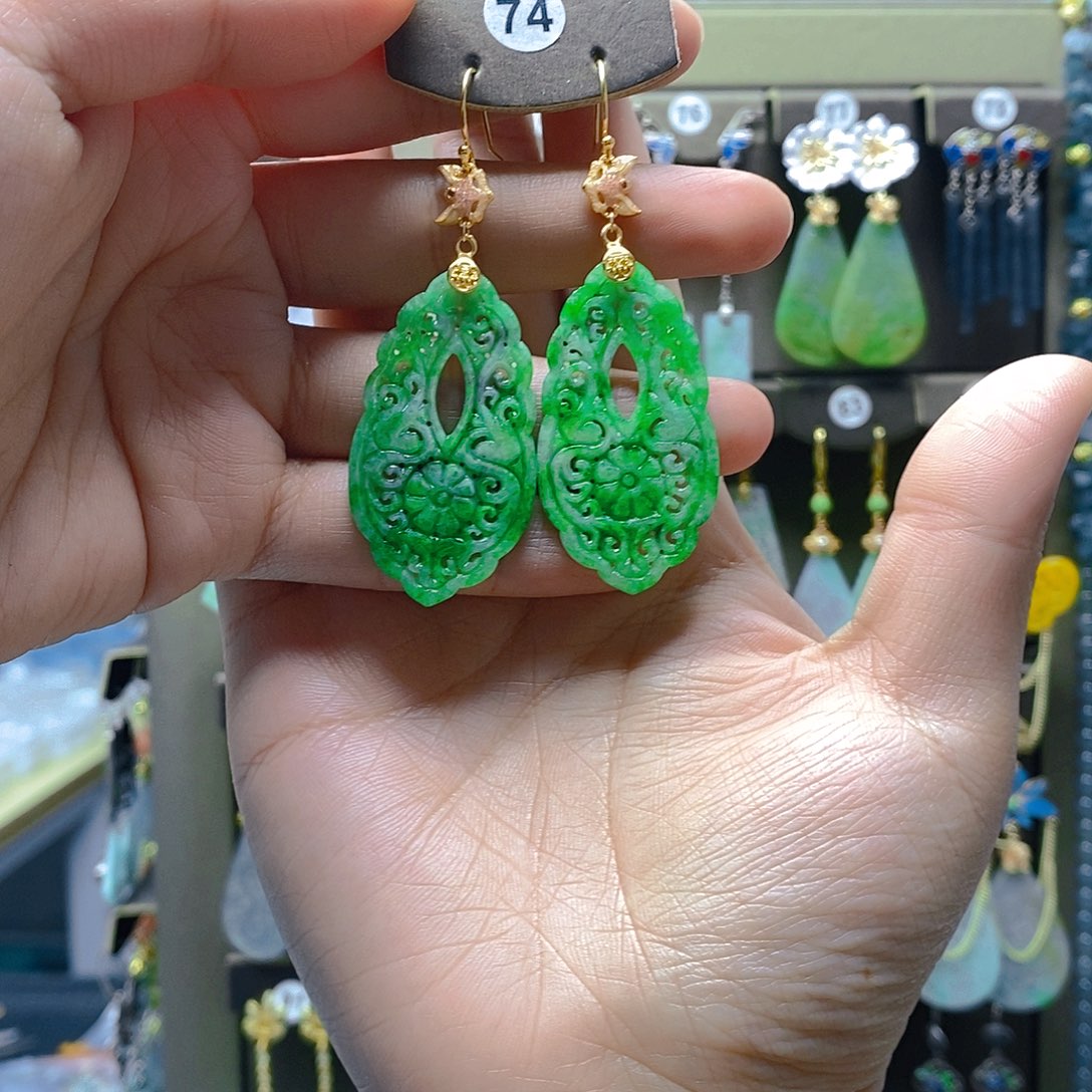 未镶嵌翡翠耳饰翡翠