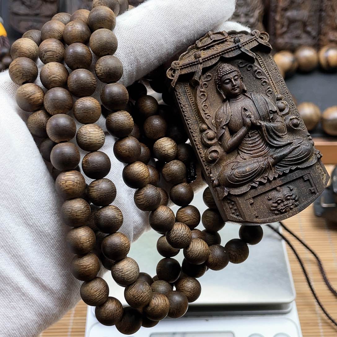 沉香木手串爱****叔芽庄白奇