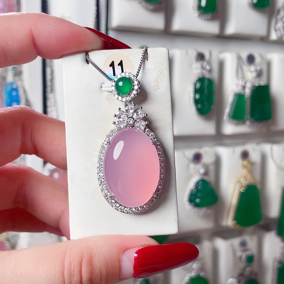 玛瑙/玉髓未镶嵌颈饰