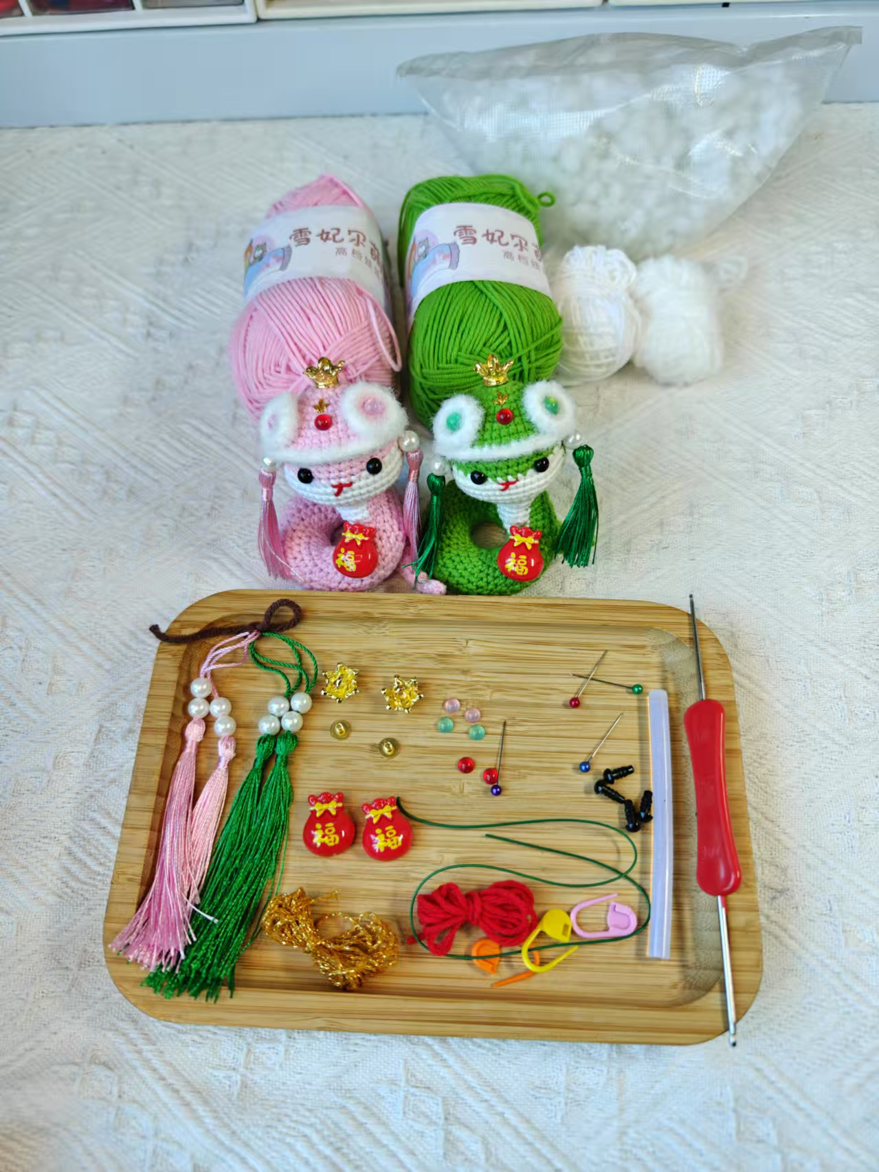 金钰手作钩织美女蛇的材料包每个颜色钩一个，送视频教程