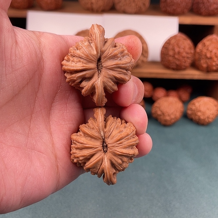 文玩核桃把件文玩核桃平谷原生态四座楼42.5/43