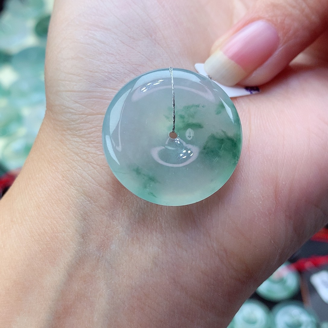 翡翠颈饰未镶嵌尺寸25.6-5.9