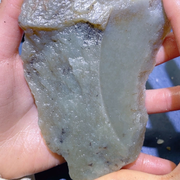 和田玉未镶嵌珠宝半成品