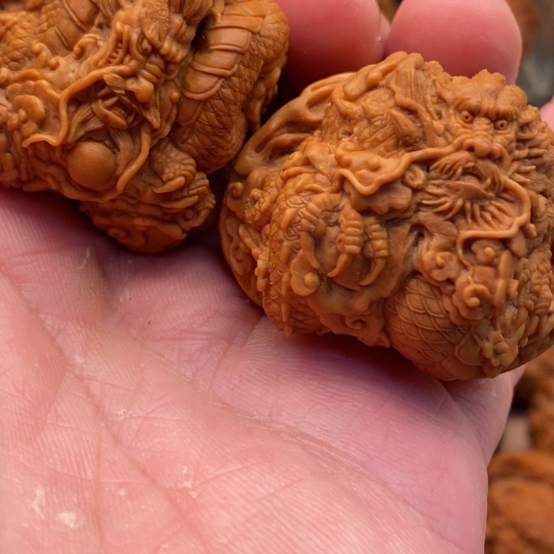 邻***孩核桃手串/手链御龙武财神