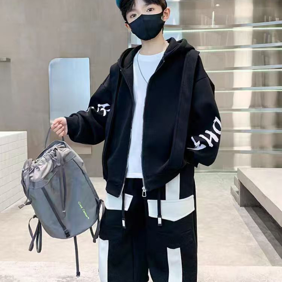 春秋工装字母背后拉链套装